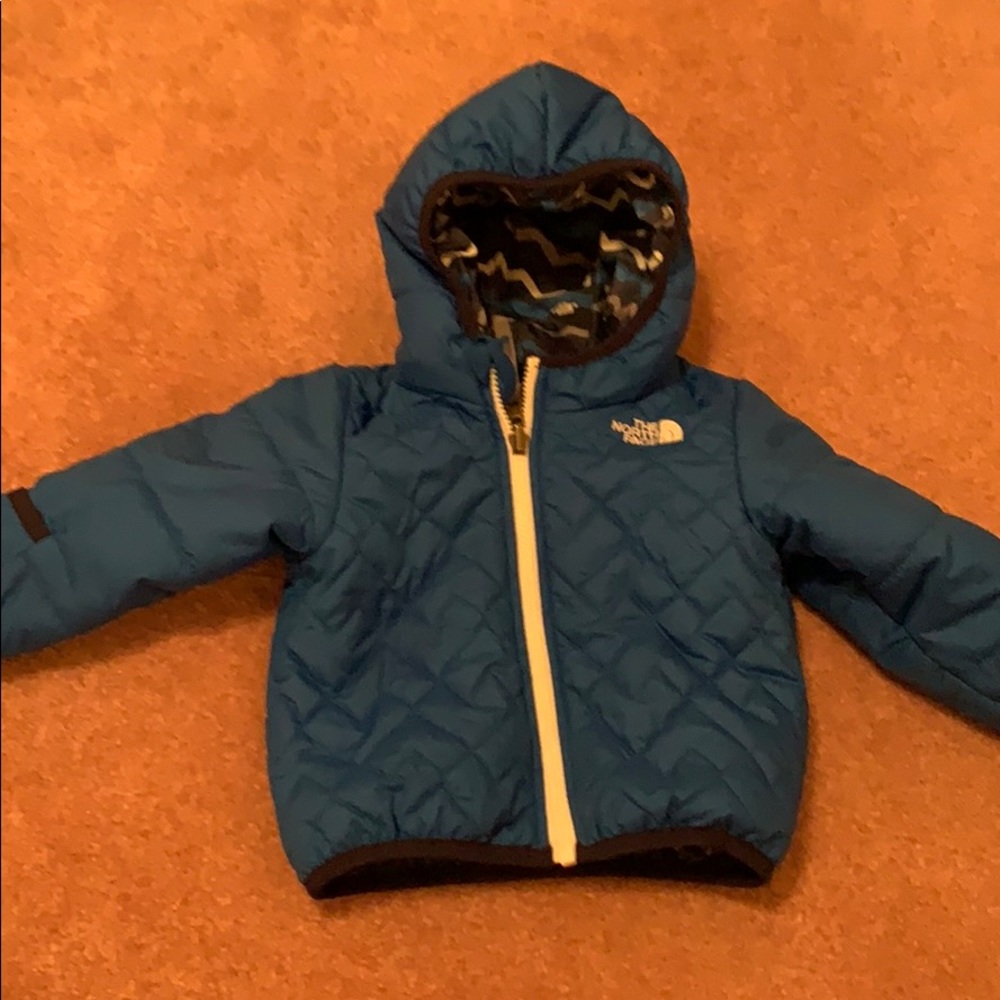 Boys northface 6-12 months puffer